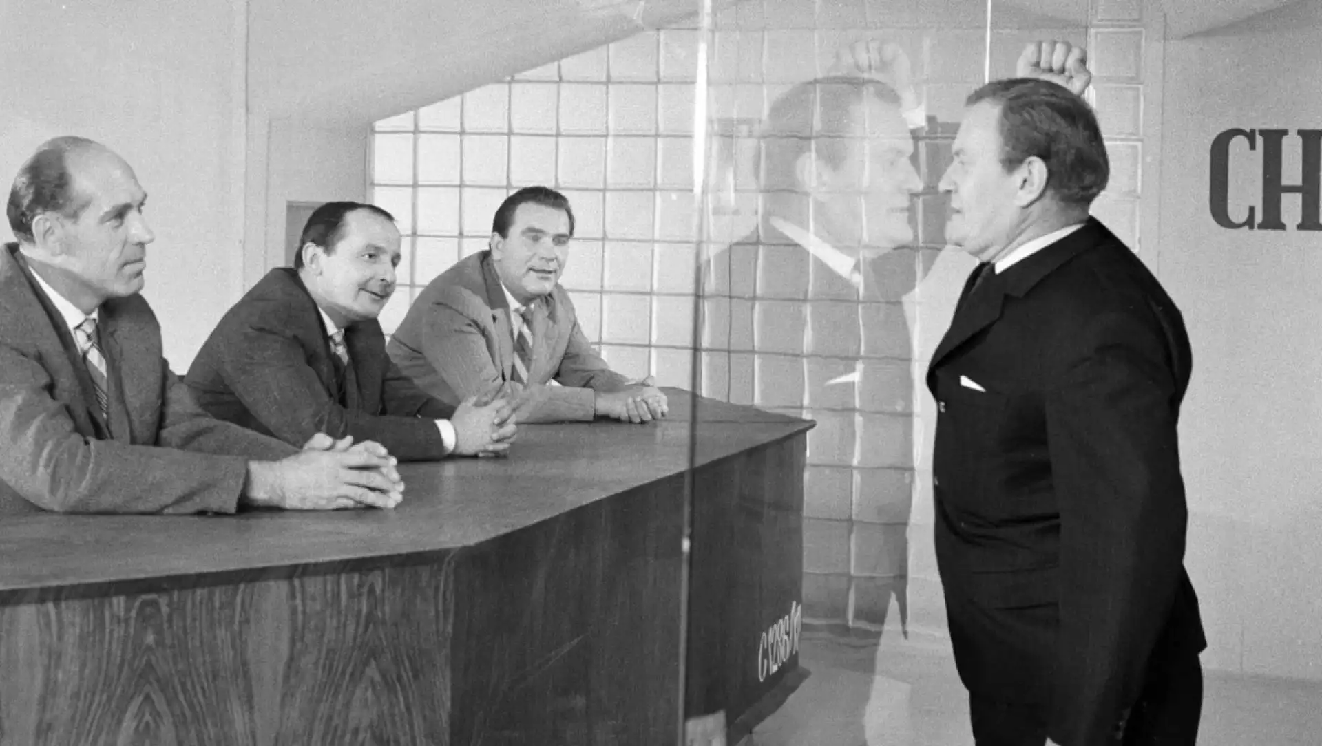 Peter Strickland uvádí: Případ Barnabáš Kos Peter Strickland uvádí: Případ Barnabáš Kos