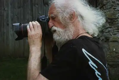 Štreit– I Photograph, Therefore I Am Štreit– I Photograph, Therefore I Am
