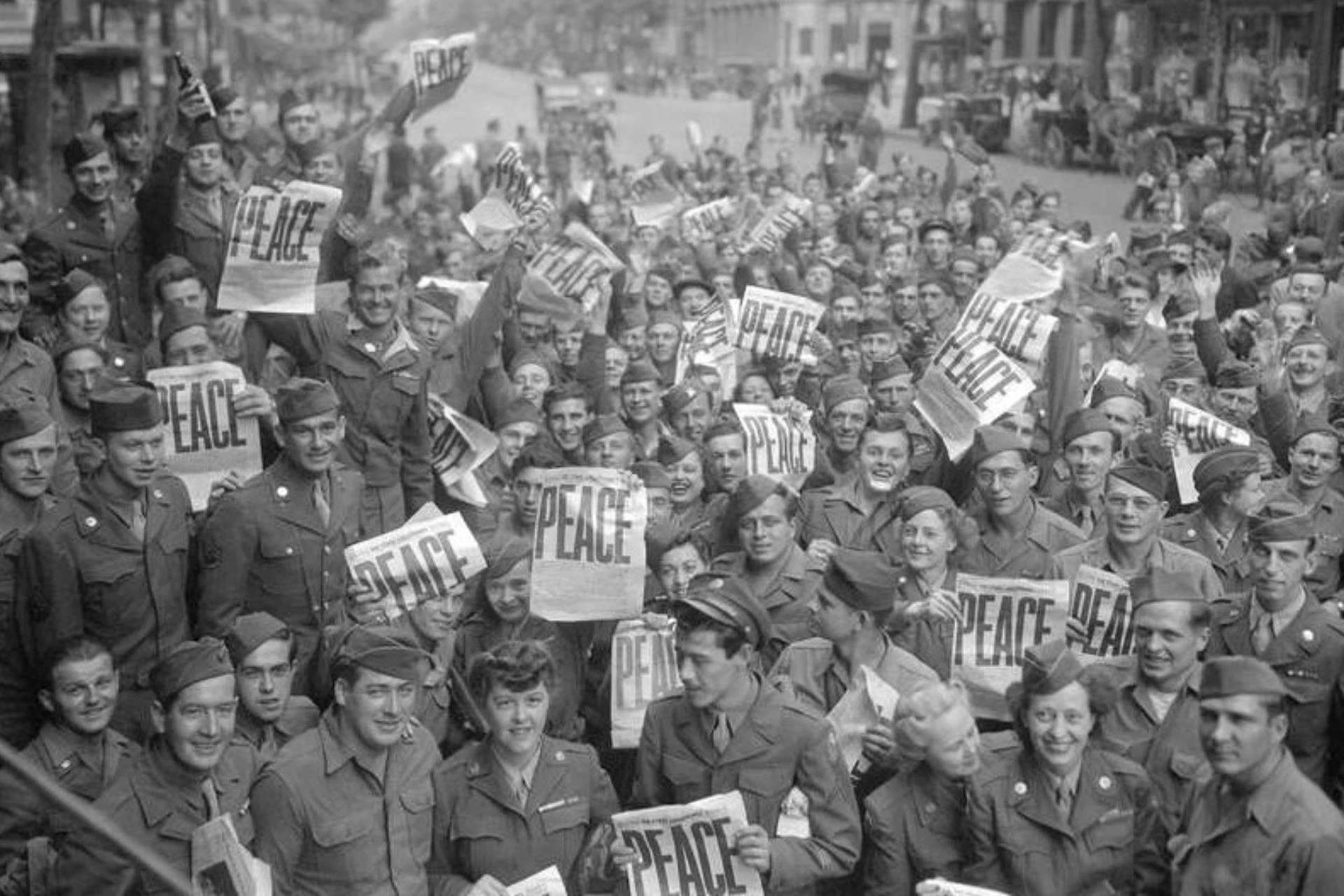 The War Moments The War Moments