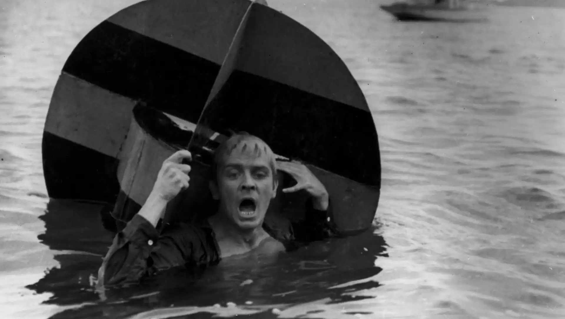 The Knife in the Water