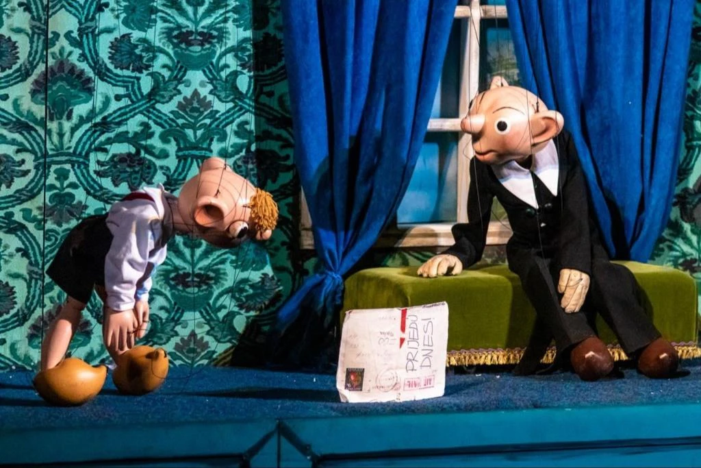 Spejbl and Hurvínek Theatre: Hurvínek and Uninvited Guest